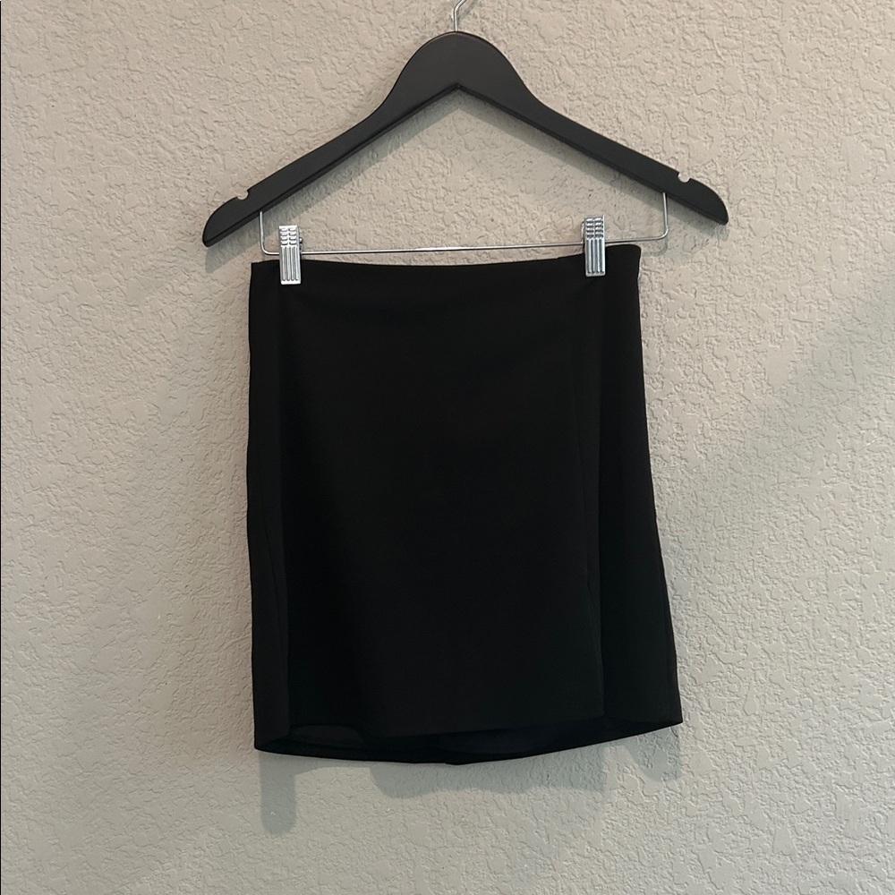 Lulu's Elegant Black Mini Skirt size XS